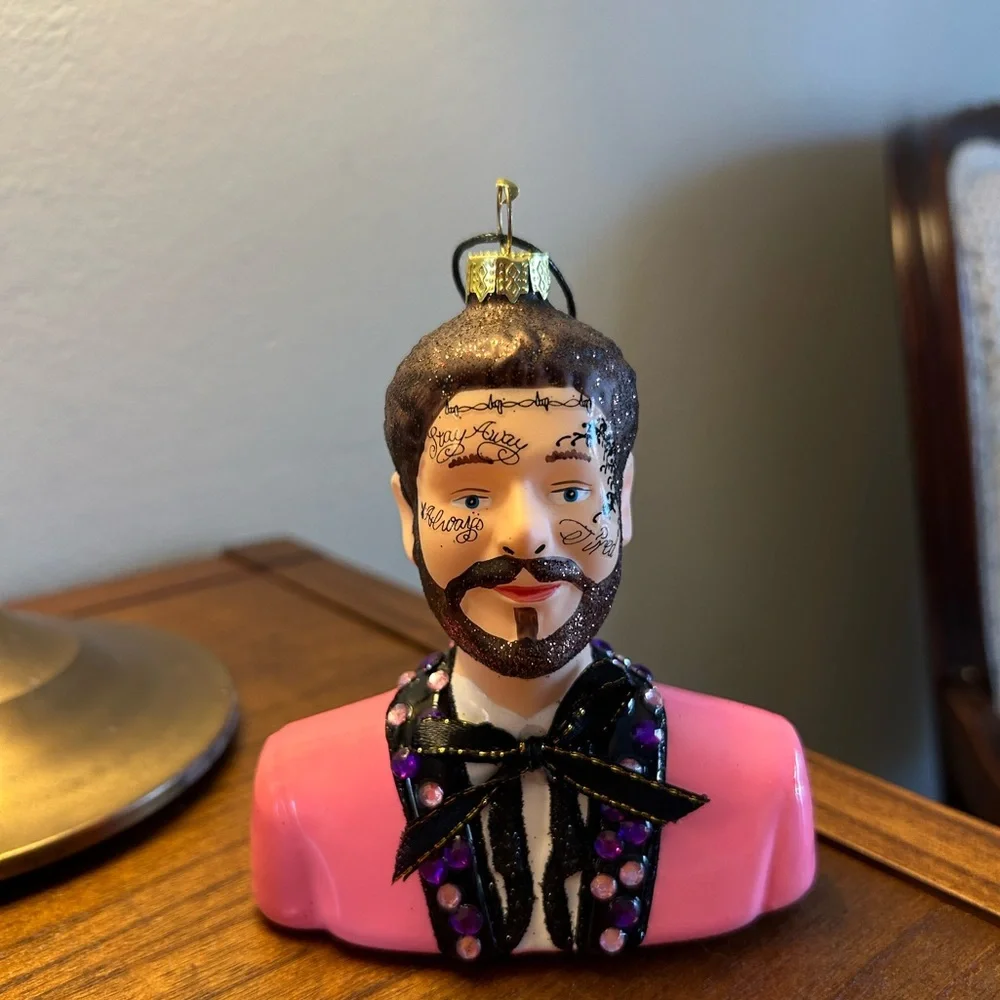 Cody Foster Post Malone Ornament - Picture 1 of 3